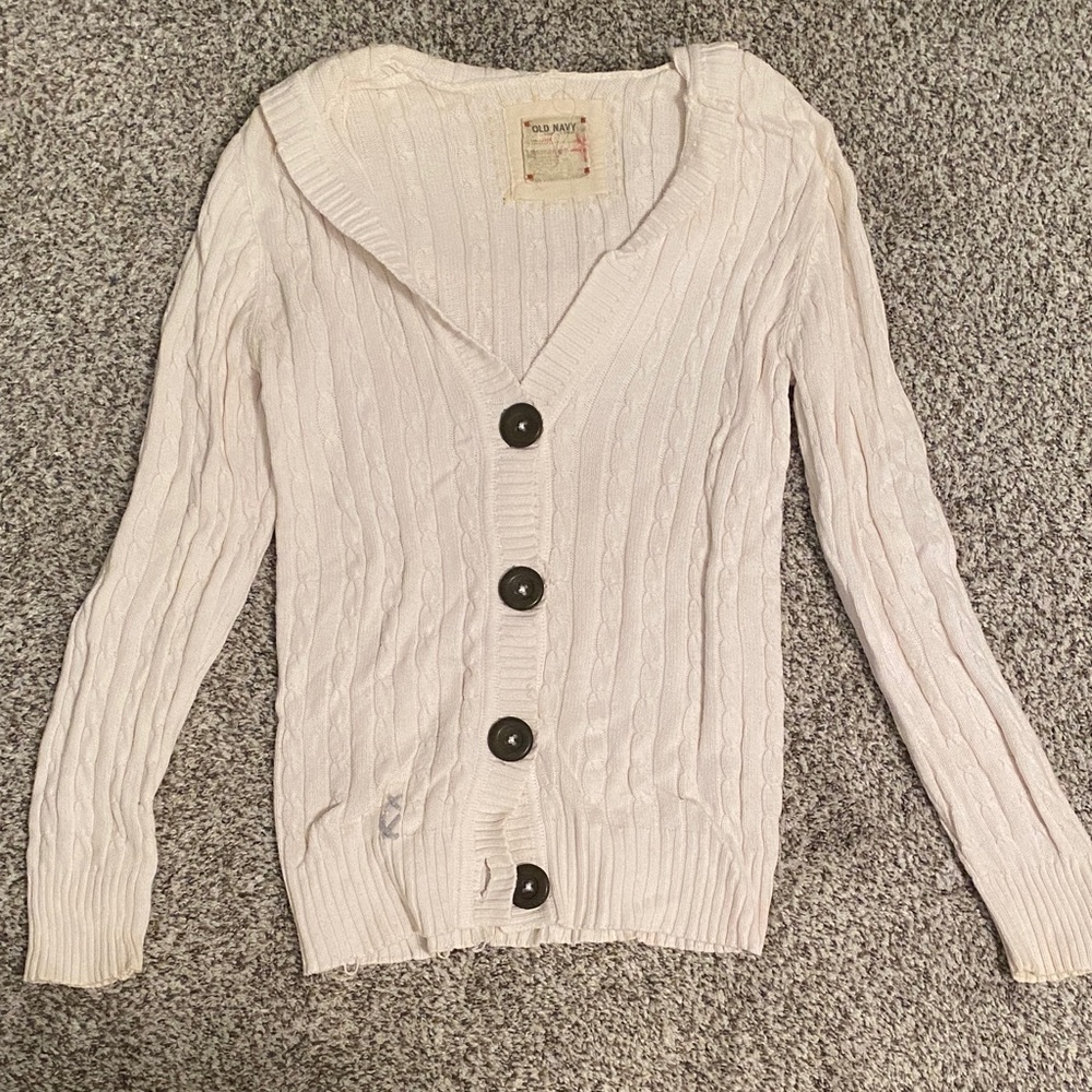 100% cotton vintage Old Navy Off-White Cable Knit Cardigan with large buttons